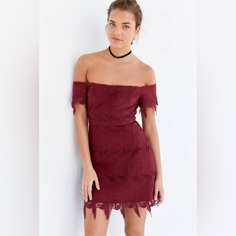 ASTR Valentina Lace Off-The-Shoulder Mini Dress Size S